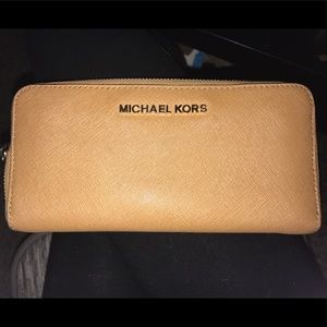Brown Michael Kors Wallet
